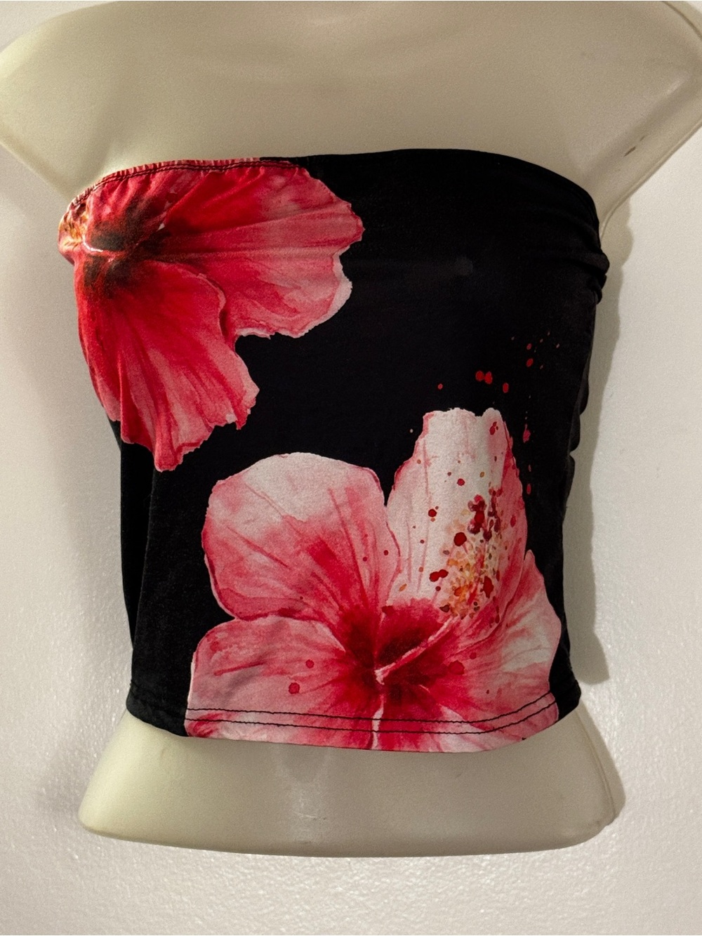 SHEIN Black Strapless Crop Top with Pink Floral Print